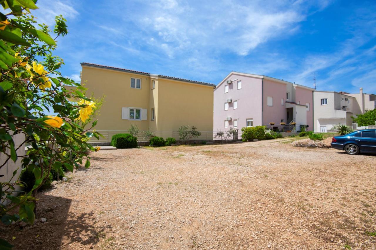 Apartment With Free And Private Parking Makarska Exteriör bild