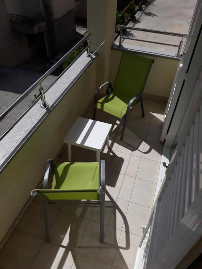 Apartment With Free And Private Parking Makarska Exteriör bild