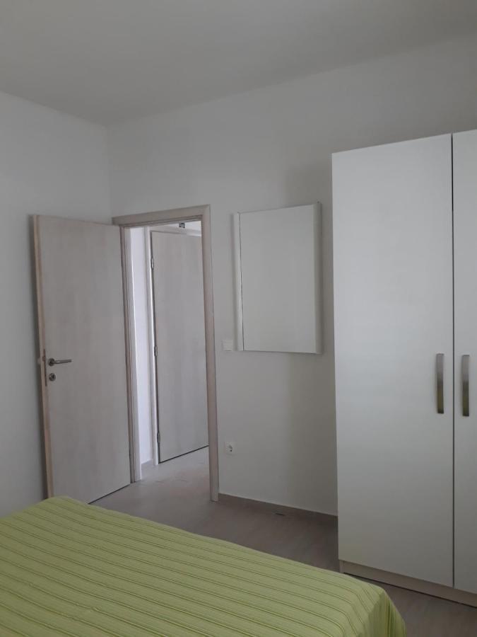 Apartment With Free And Private Parking Makarska Exteriör bild